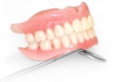 Недорогие зубные протезы