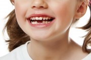 Отличия молочных и коренных зубов